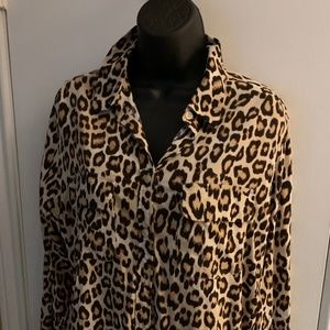 CHICOS leopard blouse